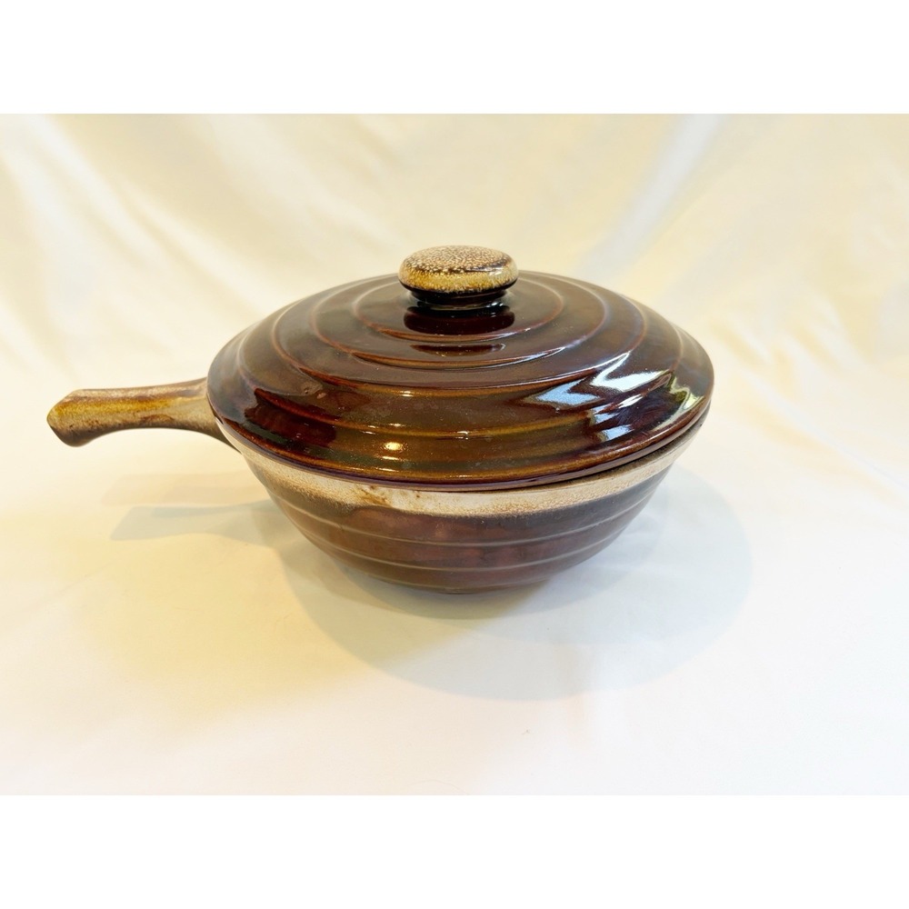Vtg Monmouth USA Stoneware Brown Ribbed Beehive Casserole Bowl Lid Handle Maple
